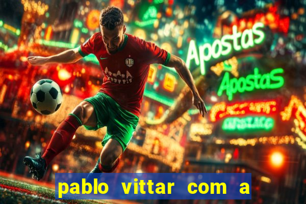 pablo vittar com a camisa do fluminense